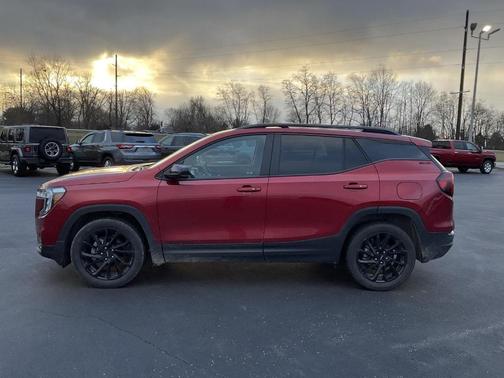 2023 GMC Terrain SLE