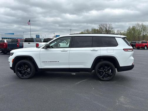 2023 Jeep Grand Cherokee L Laredo