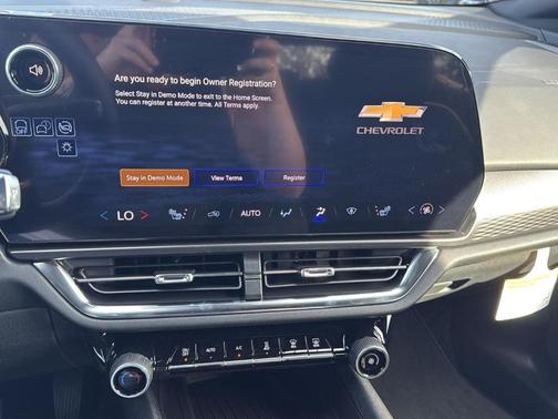 2026 Chevrolet Equinox EV LT 1