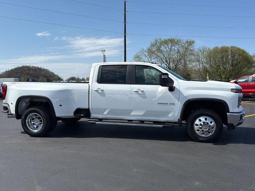 2025 Chevrolet Silverado 3500 LT