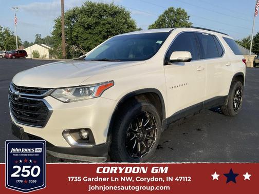 Iridescent Pearl Tricoat 2019 Chevrolet Traverse LT Leather