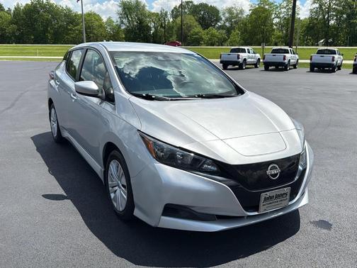 2023 Nissan Leaf S