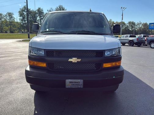 2025 Chevrolet Express 2500 Work Van