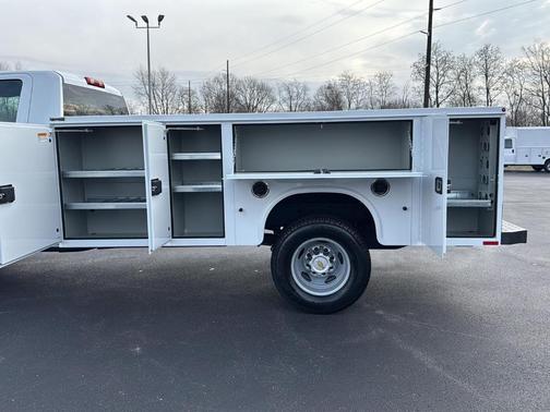 2026 Chevrolet Silverado 3500 WT