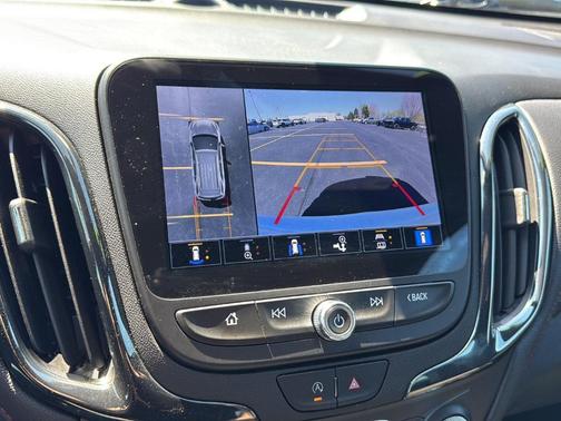 Summit White 2023 Chevrolet Equinox RS