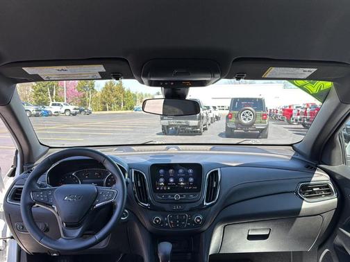 Summit White 2023 Chevrolet Equinox RS