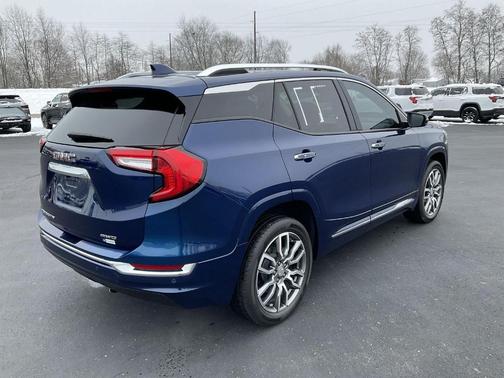 2023 GMC Terrain Denali