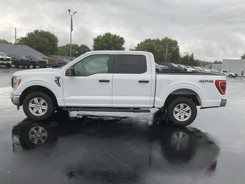 Oxford White 2022 Ford F-150 XLT
