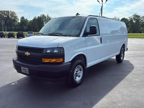 2025 Chevrolet Express 2500 Work Van