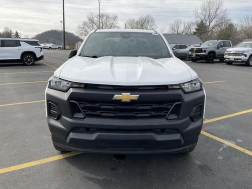 2024 Chevrolet Colorado WT