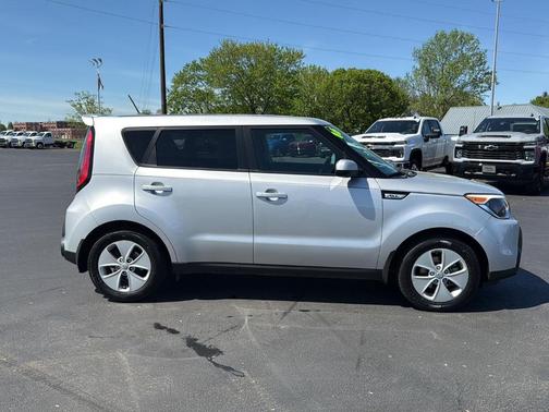2016 Kia Soul Base