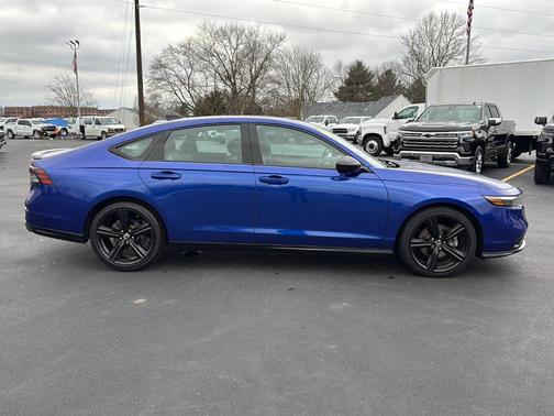 2023 Honda Accord Hybrid Sport-L