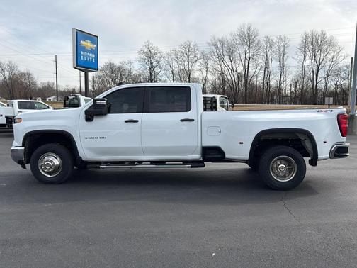 2024 Chevrolet Silverado 3500 WT