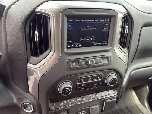 2025 Chevrolet Silverado 2500 Custom