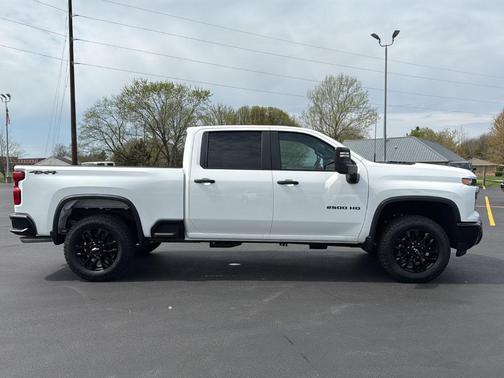 2025 Chevrolet Silverado 2500 Custom