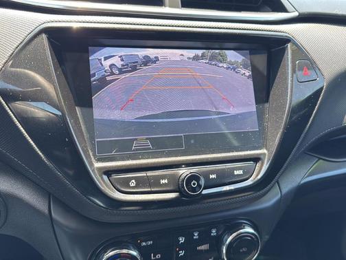 Scarlet Red Metallic 2021 Chevrolet Trailblazer LT