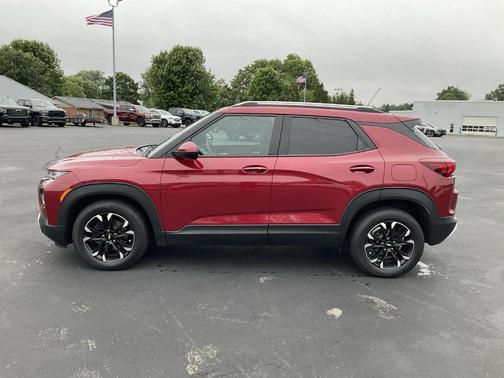 Scarlet Red Metallic 2021 Chevrolet Trailblazer LT