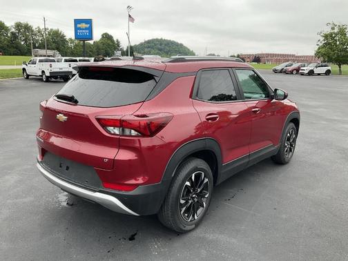 Scarlet Red Metallic 2021 Chevrolet Trailblazer LT