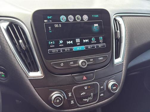 2017 Chevrolet Malibu 1LT