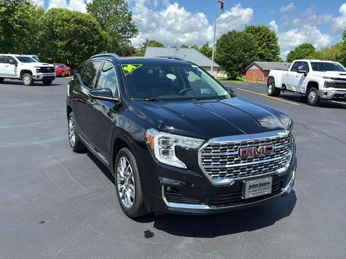 2024 GMC Terrain Denali