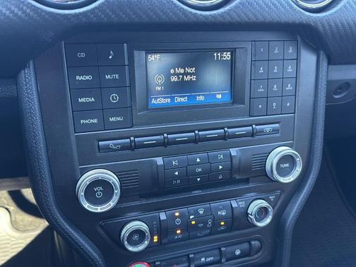 2017 Ford Mustang V6