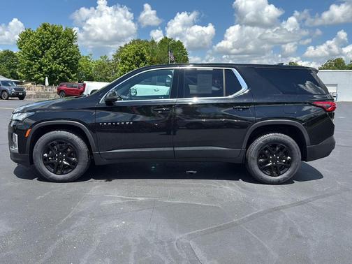 2022 Chevrolet Traverse LS