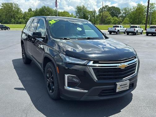 2022 Chevrolet Traverse LS