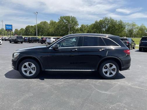 2018 Mercedes-Benz GLC 300 Base 4MATIC