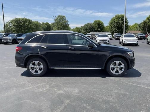 2018 Mercedes-Benz GLC 300 Base 4MATIC