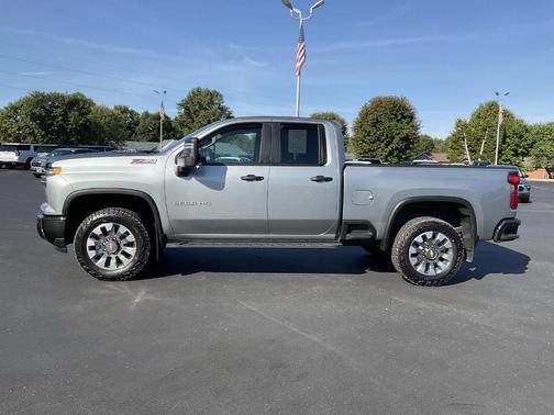 2024 Chevrolet Silverado 2500 Custom