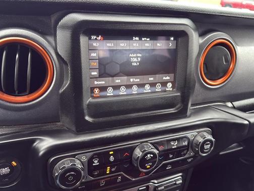 2021 Jeep Gladiator Mojave