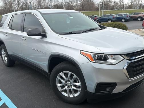 2021 Chevrolet Traverse LS