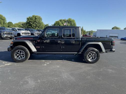 Black Clearcoat 2025 Jeep Gladiator Rubicon