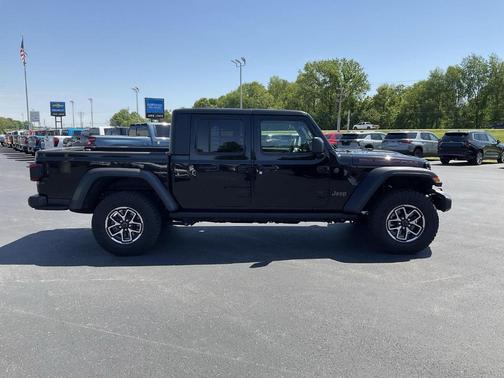 Black Clearcoat 2025 Jeep Gladiator Rubicon