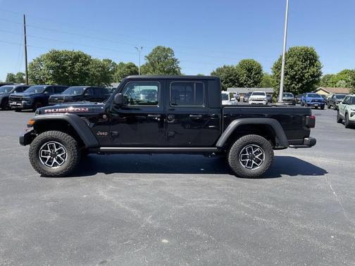 Black Clearcoat 2025 Jeep Gladiator Rubicon