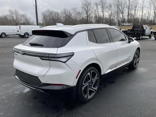 2024 Chevrolet Equinox EV LT