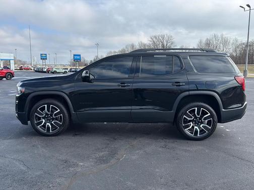 2021 GMC Acadia SLT
