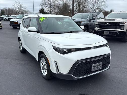 2024 Kia Soul LX