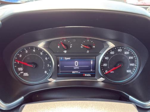 Silver Ice Metallic 2022 Chevrolet Equinox 2LT