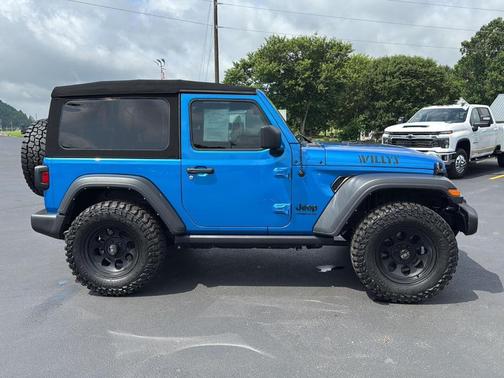 2022 Jeep Wrangler Sport