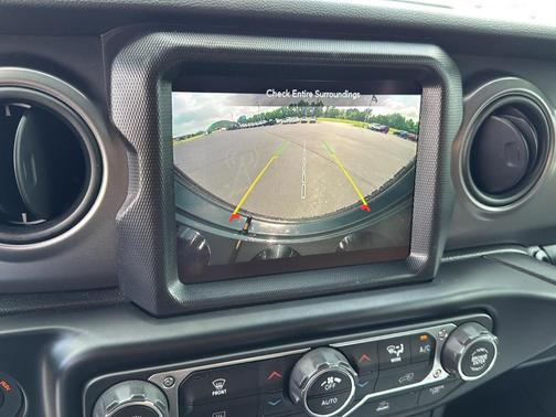2022 Jeep Wrangler Sport
