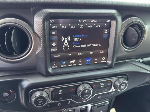 2022 Jeep Wrangler Sport