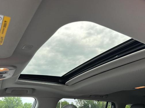 Celestial Silver Metallic 2021 Toyota Highlander XLE