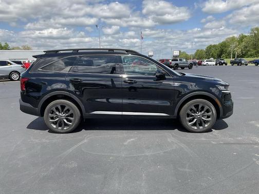 2023 Kia Sorento X-Line EX