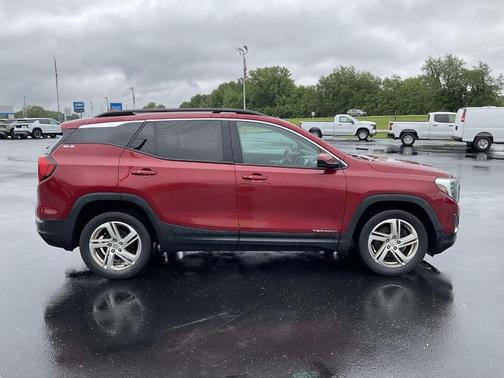 Red Quartz Tintcoat 2018 GMC Terrain SLE