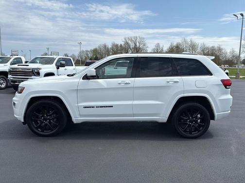 2017 Jeep Grand Cherokee Altitude