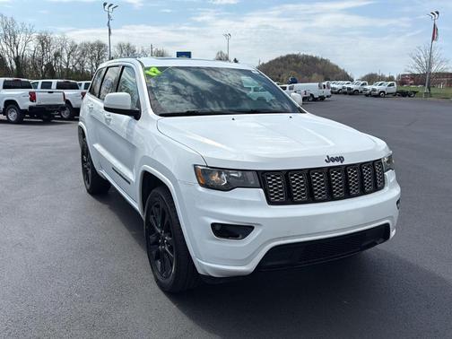2017 Jeep Grand Cherokee Altitude