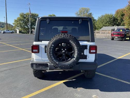 2022 Jeep Wrangler Unlimited Sport