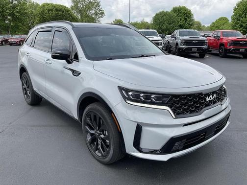 2023 Kia Sorento SX