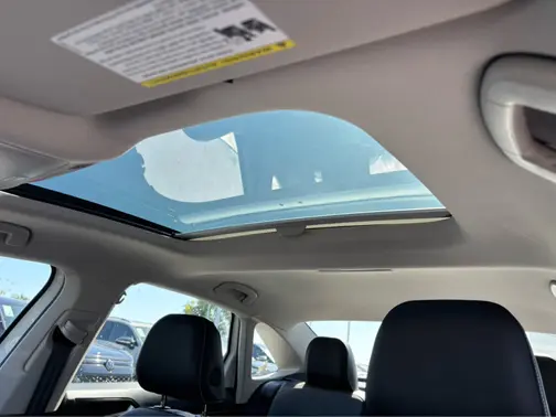 OPAL WHITE 2026 Volkswagen Jetta SE